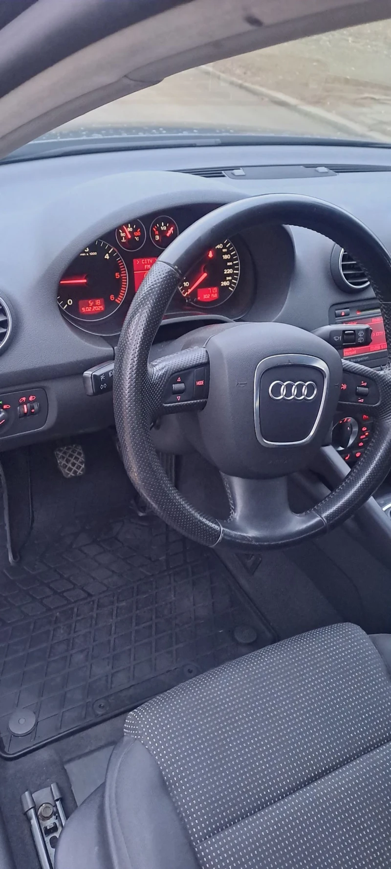 Audi A3 2.0TDi 140к.с 6ск. BOSE .NAVI .TEMP., снимка 8 - Автомобили и джипове - 49187904