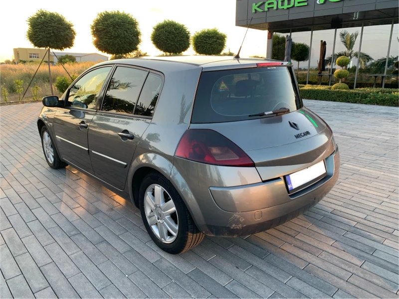 Renault Megane, снимка 5 - Автомобили и джипове - 52614119