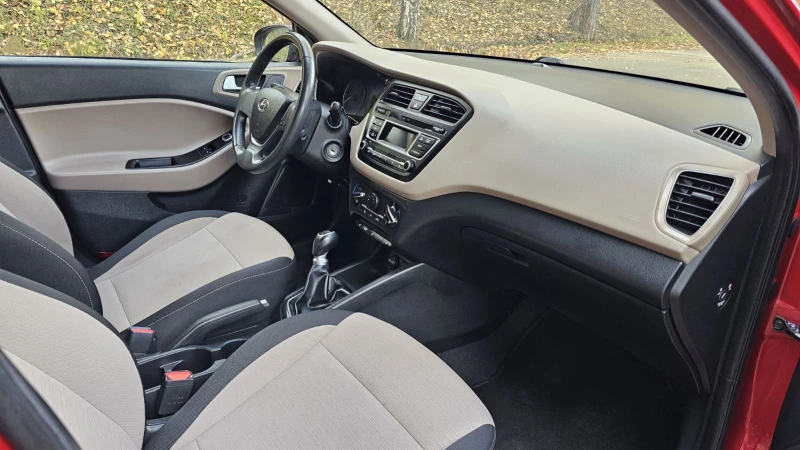 Hyundai I20 1.25, снимка 10 - Автомобили и джипове - 52495997