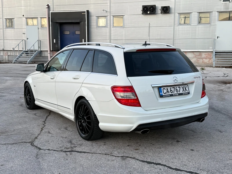 Mercedes-Benz C 320 АМГ пакет/3.0cdi, снимка 3 - Автомобили и джипове - 52720421