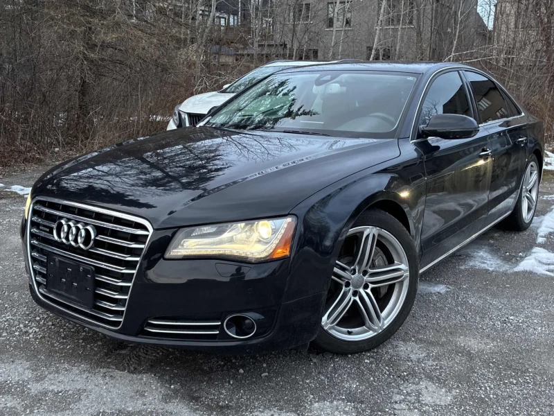 Audi A8 4.2L 8cyl AWD