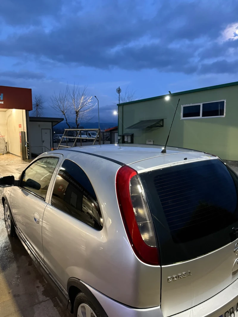 Opel Corsa, снимка 2 - Автомобили и джипове - 53397316