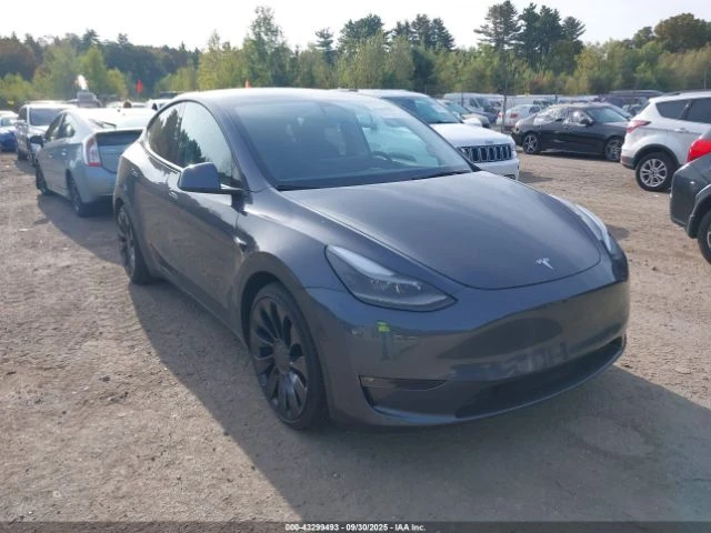 Tesla Model Y PERFORMANCE DUAL MOTOR, снимка 3 - Автомобили и джипове - 53194566