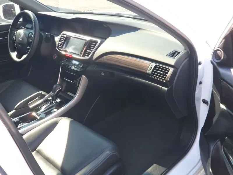 Honda Accord 2.0 Hybrid 9Th Generation, снимка 6 - Автомобили и джипове - 55900989