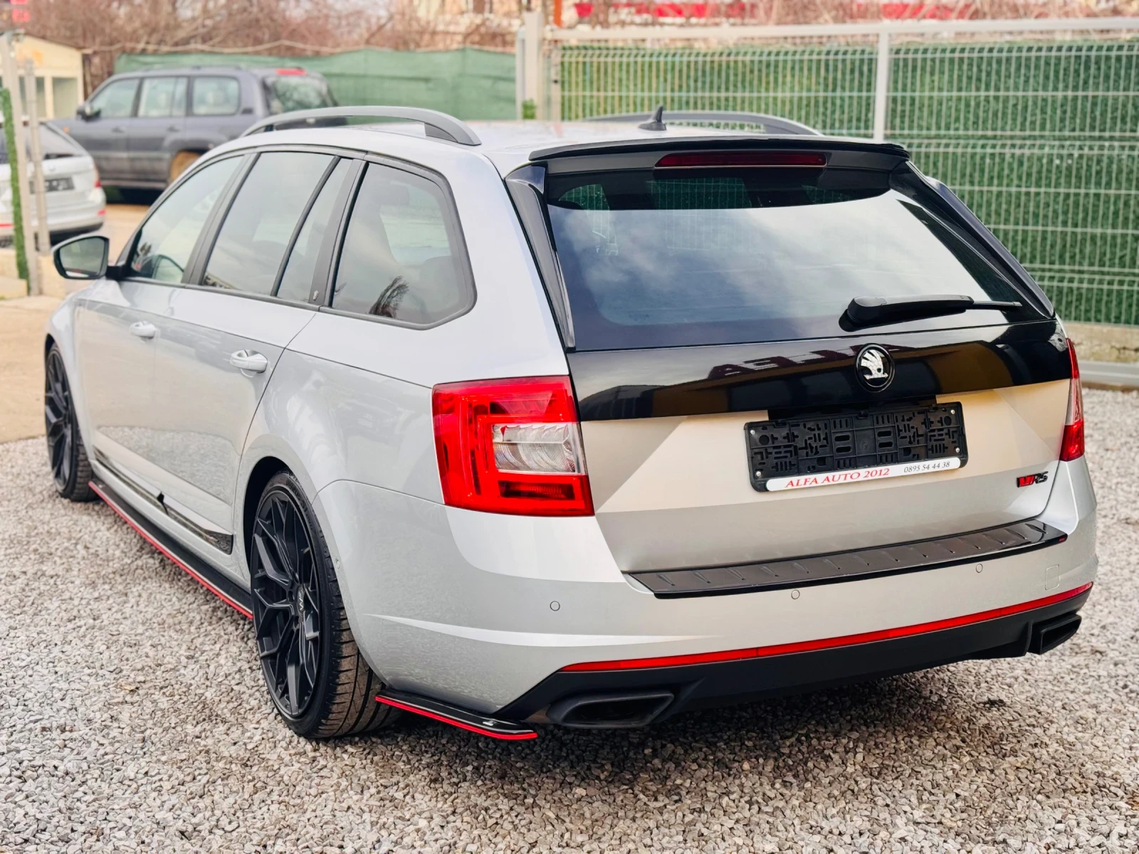 Skoda Octavia VRS/2.0d/БЕЗ АНАЛОГ/КОЛАТA Е ПОРЪЧКОВА/КАТО НОВА/ - изображение 9