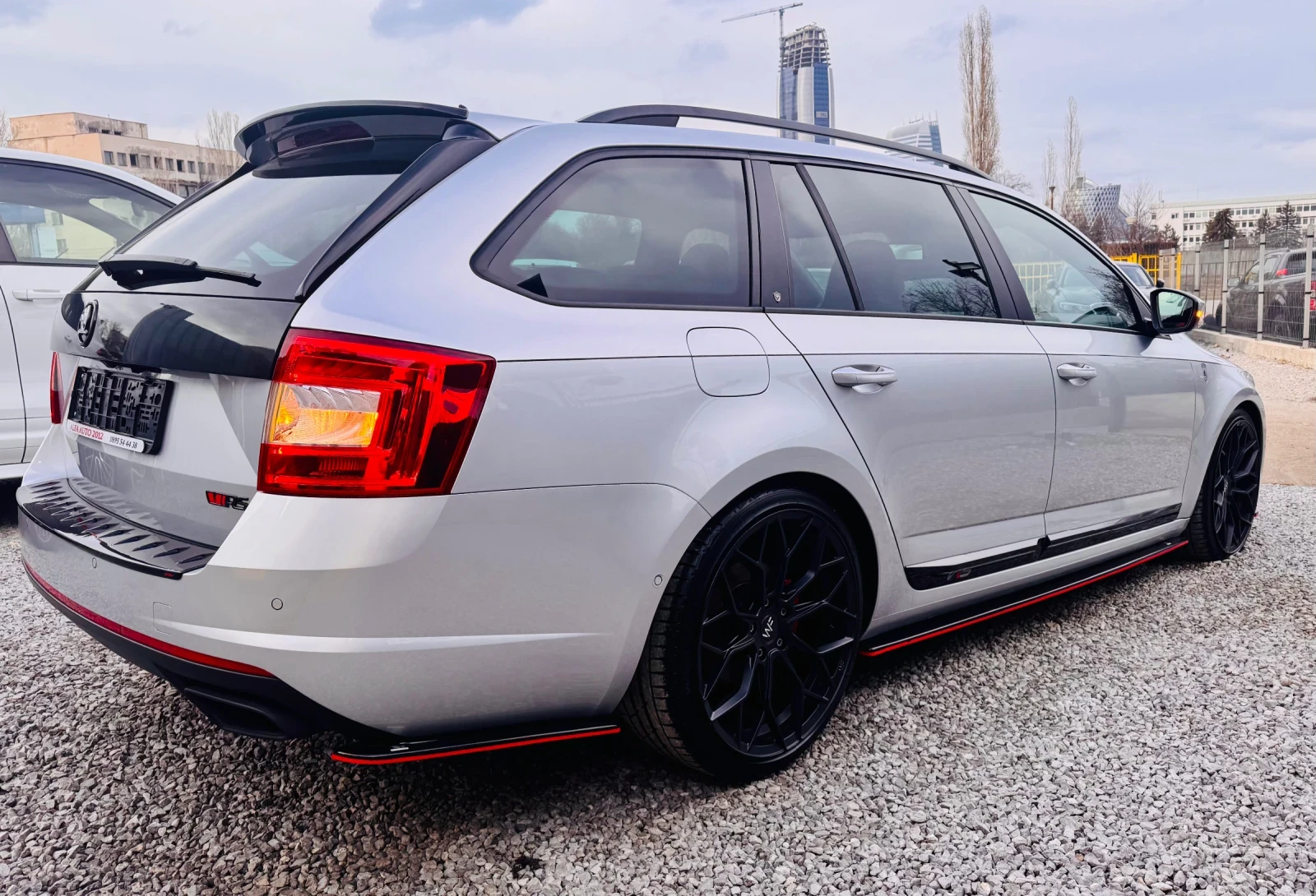 Skoda Octavia VRS/2.0d/БЕЗ АНАЛОГ/КОЛАТA Е ПОРЪЧКОВА/КАТО НОВА/ - изображение 7