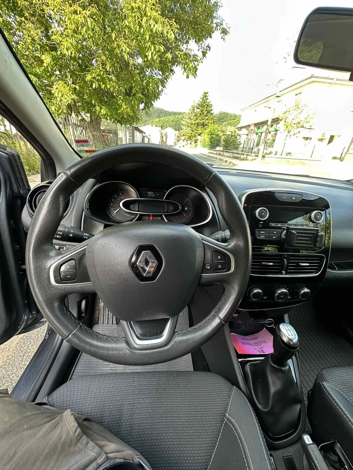 Renault Clio  - изображение 8