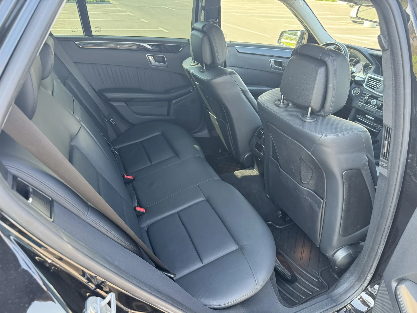 Mercedes-Benz E 350 E-Klasse E 350 CDI T Avantgarde - изображение 6