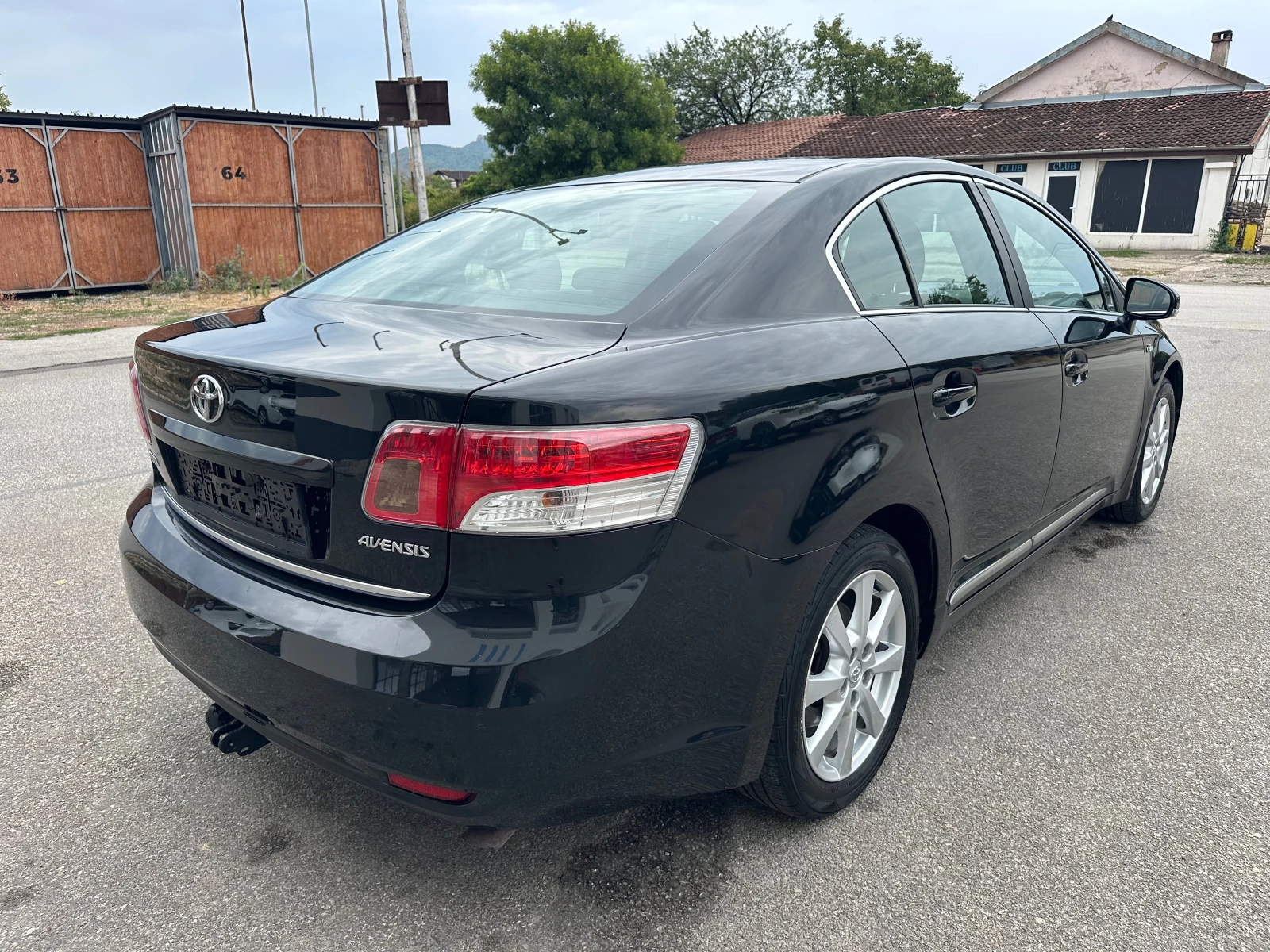Toyota Avensis 2.2D Keyless - изображение 7