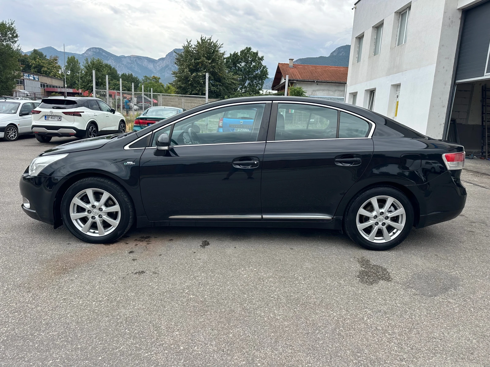 Toyota Avensis 2.2D Keyless - изображение 4