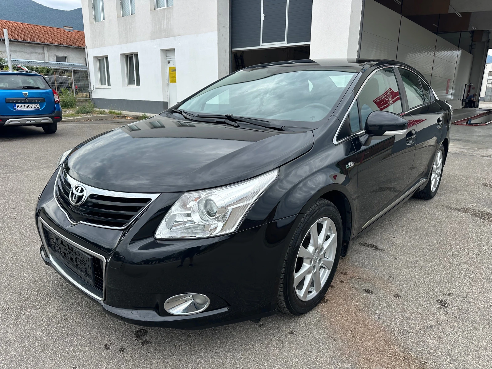 Toyota Avensis 2.2D Keyless - изображение 3