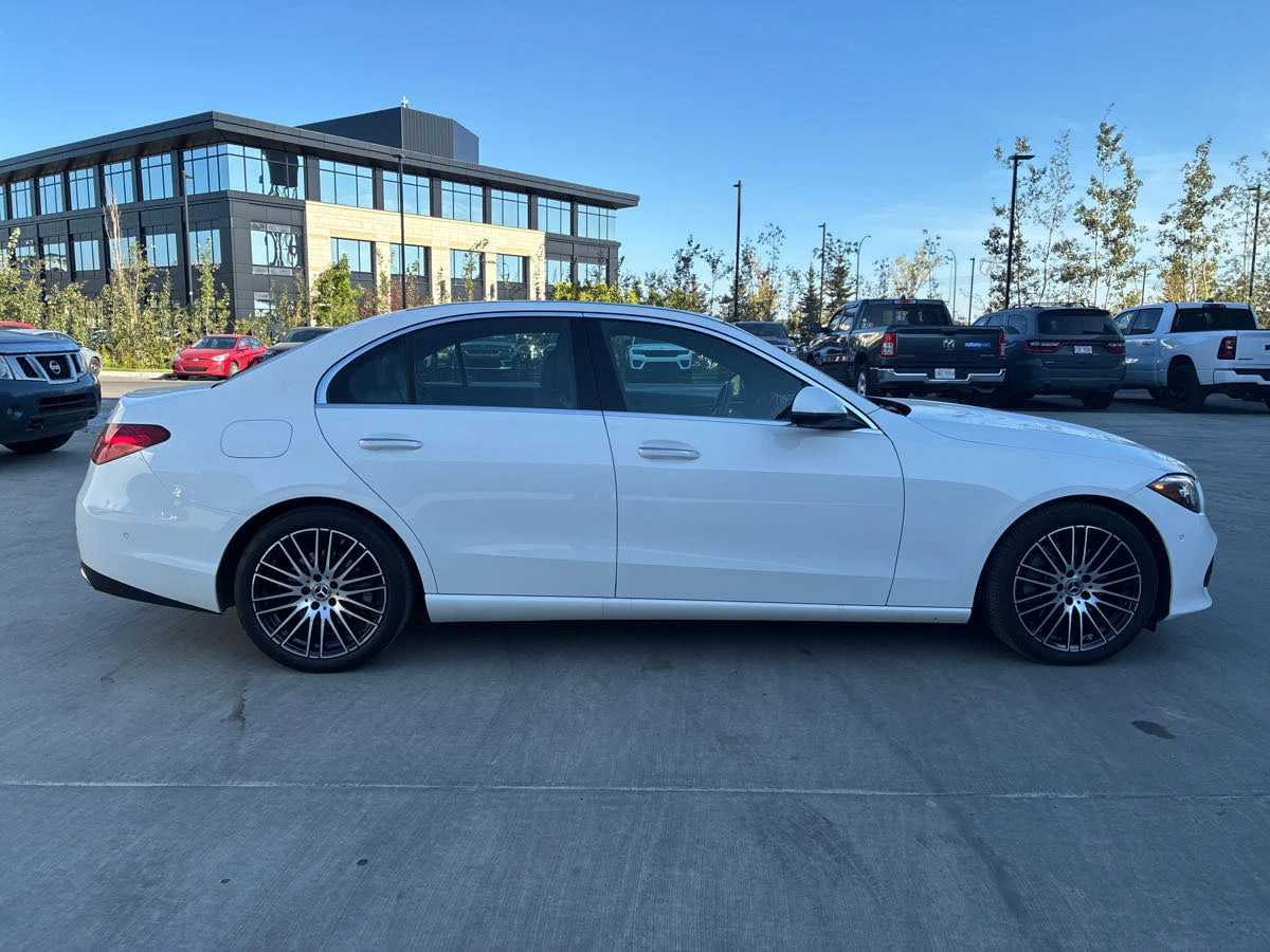 Mercedes-Benz C 300 2024 LUXURY * БЕЗ ПЪРВОНАЧАЛНА ВНОСКА*  - изображение 4