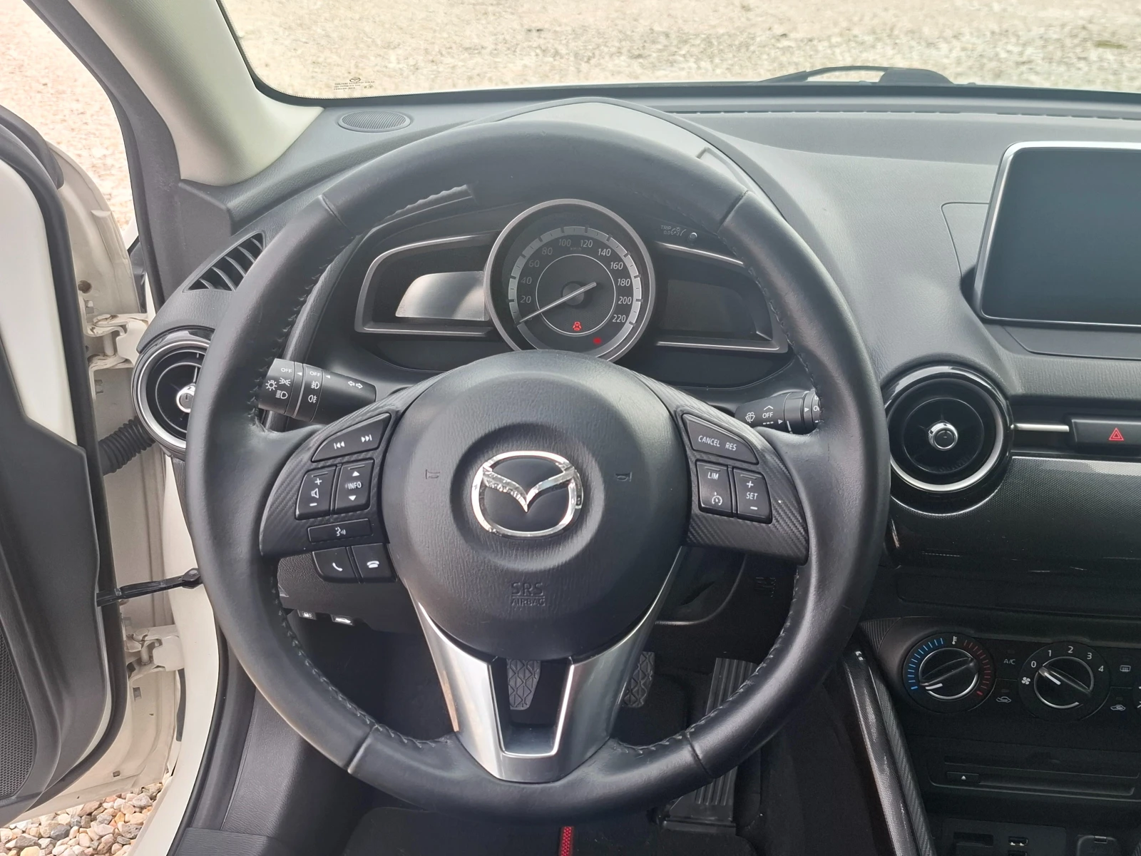 Mazda 2 1.5i/SkyActiv/Euro6B - изображение 8
