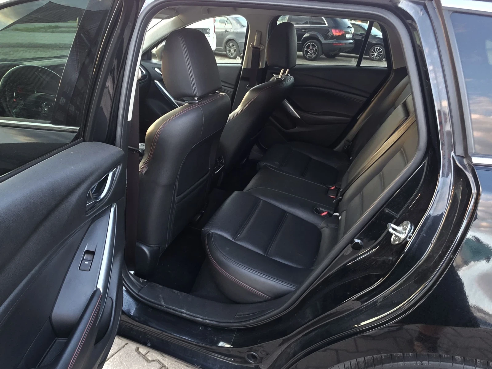 Mazda 6  2. 2D 185 �. �. EXCLUSIVE | Mobile.bg � ����������� 14