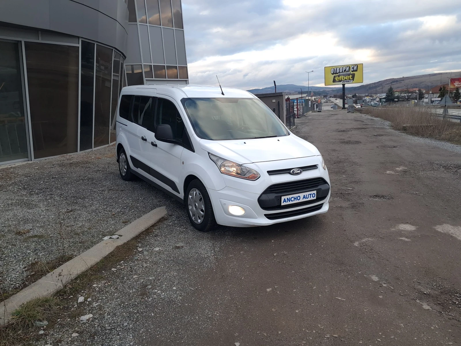 Ford Connect 1.6 TDCI  товаро пътнически  - изображение 2