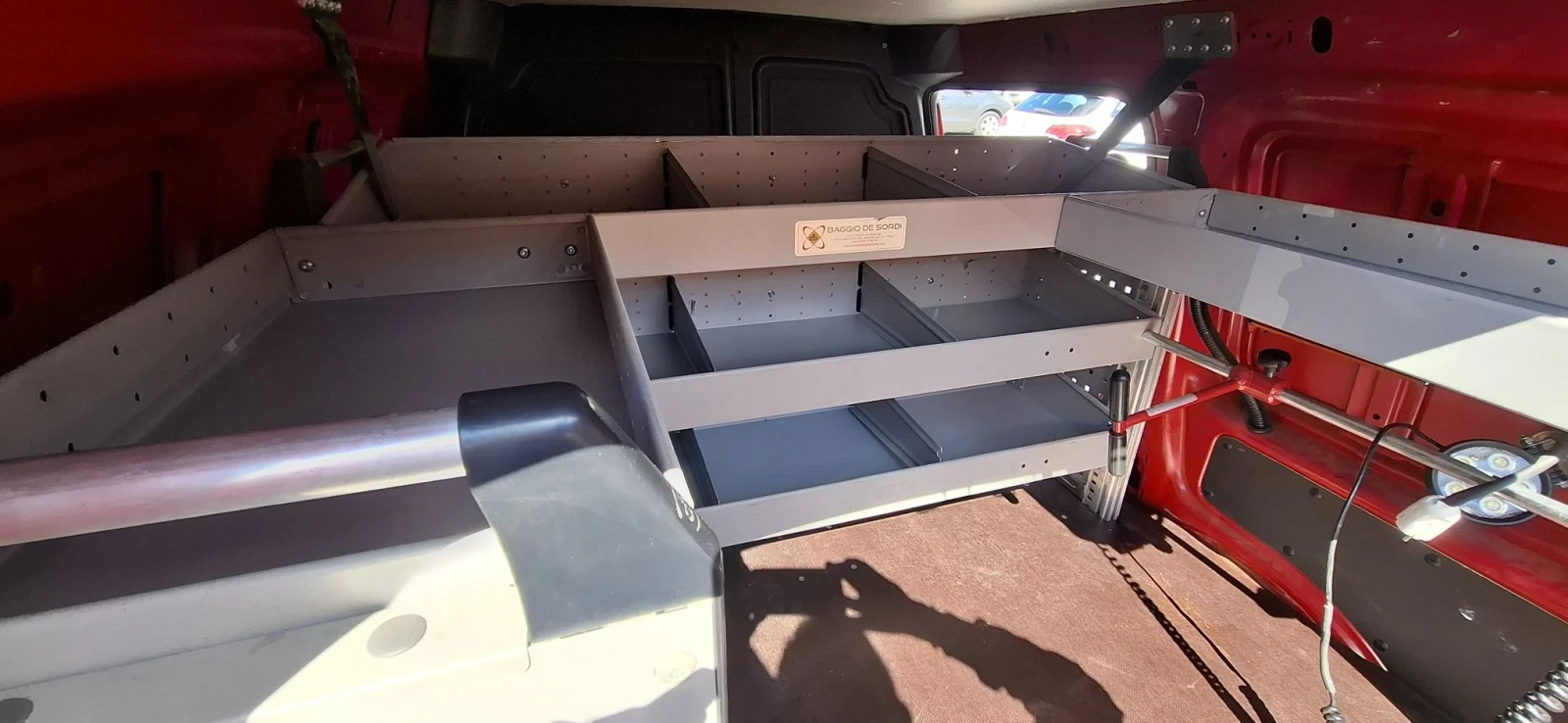 VW Caddy 2.0TDI 4X4, снимка 14 - Автомобили и джипове - 56216974