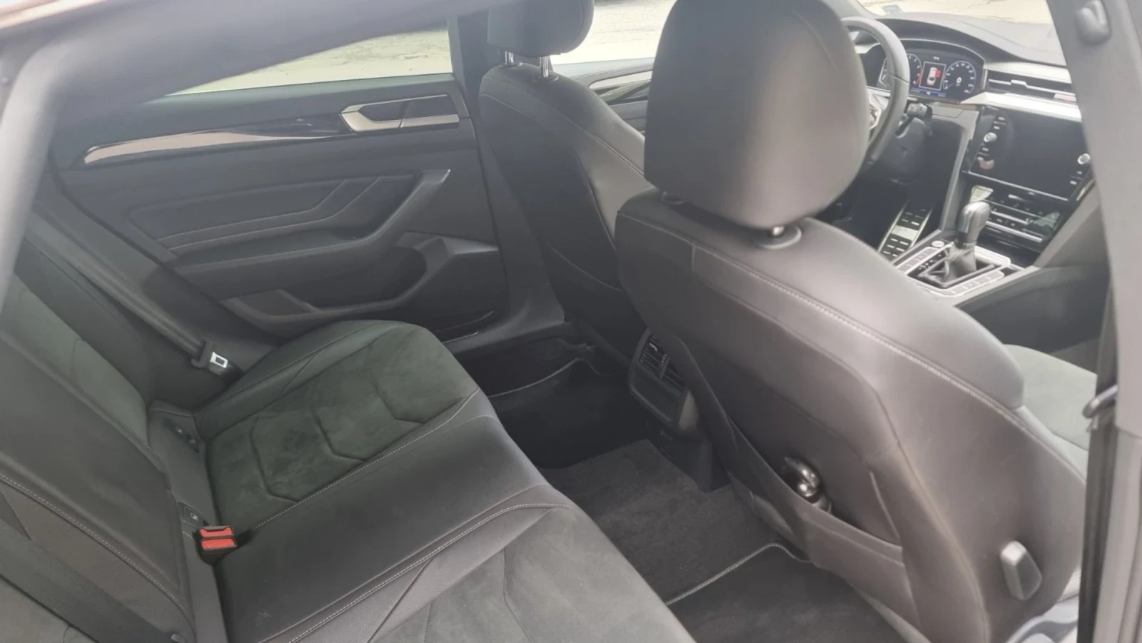 VW Arteon R-line, снимка 15 - Автомобили и джипове - 54563076