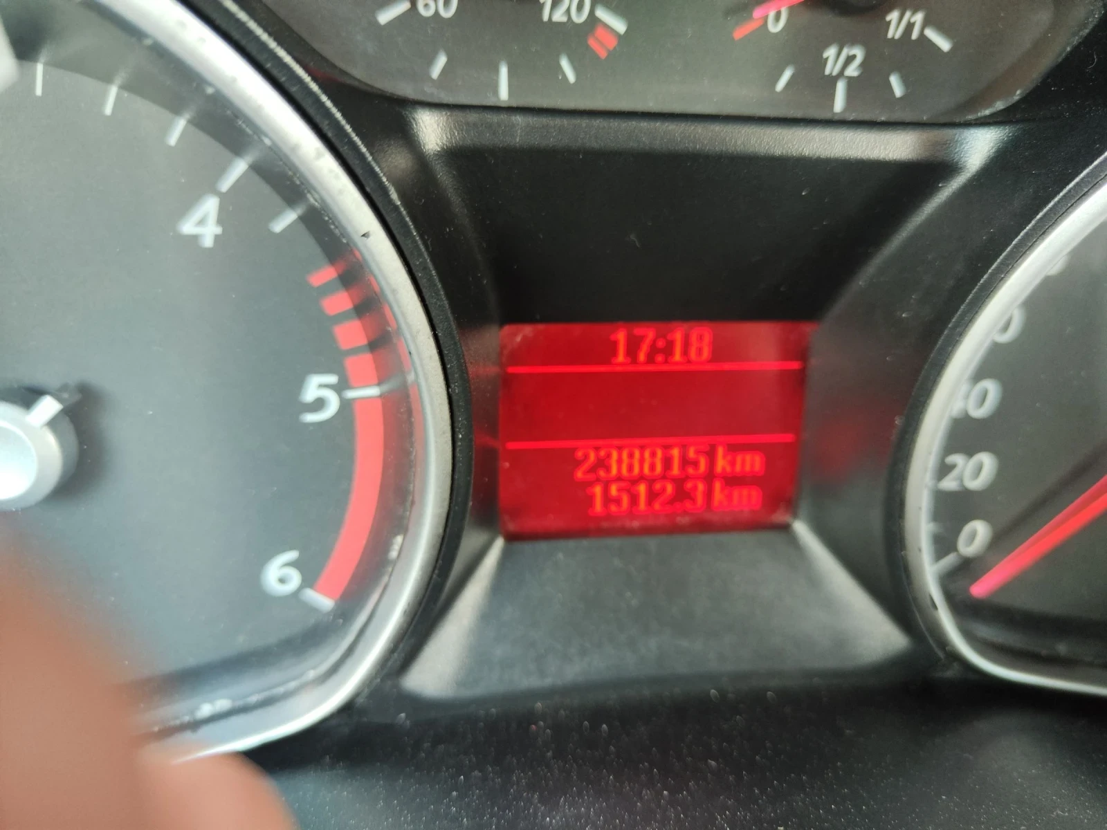 Ford Galaxy 7 места климатроник , снимка 13 - Автомобили и джипове - 54814725