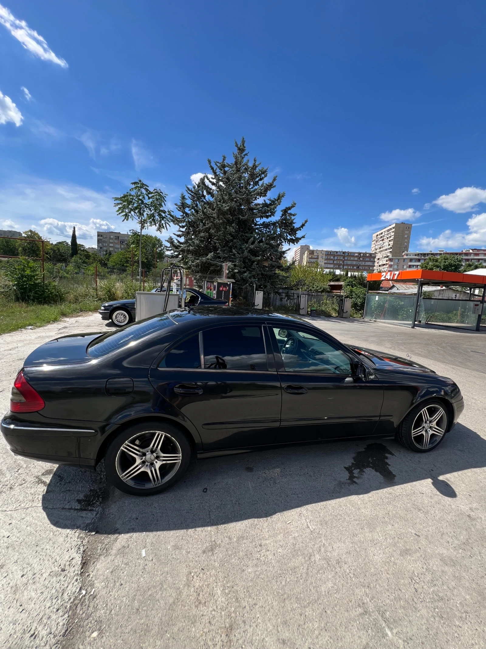 Mercedes-Benz E 280, снимка 3 - Автомобили и джипове - 55060832
