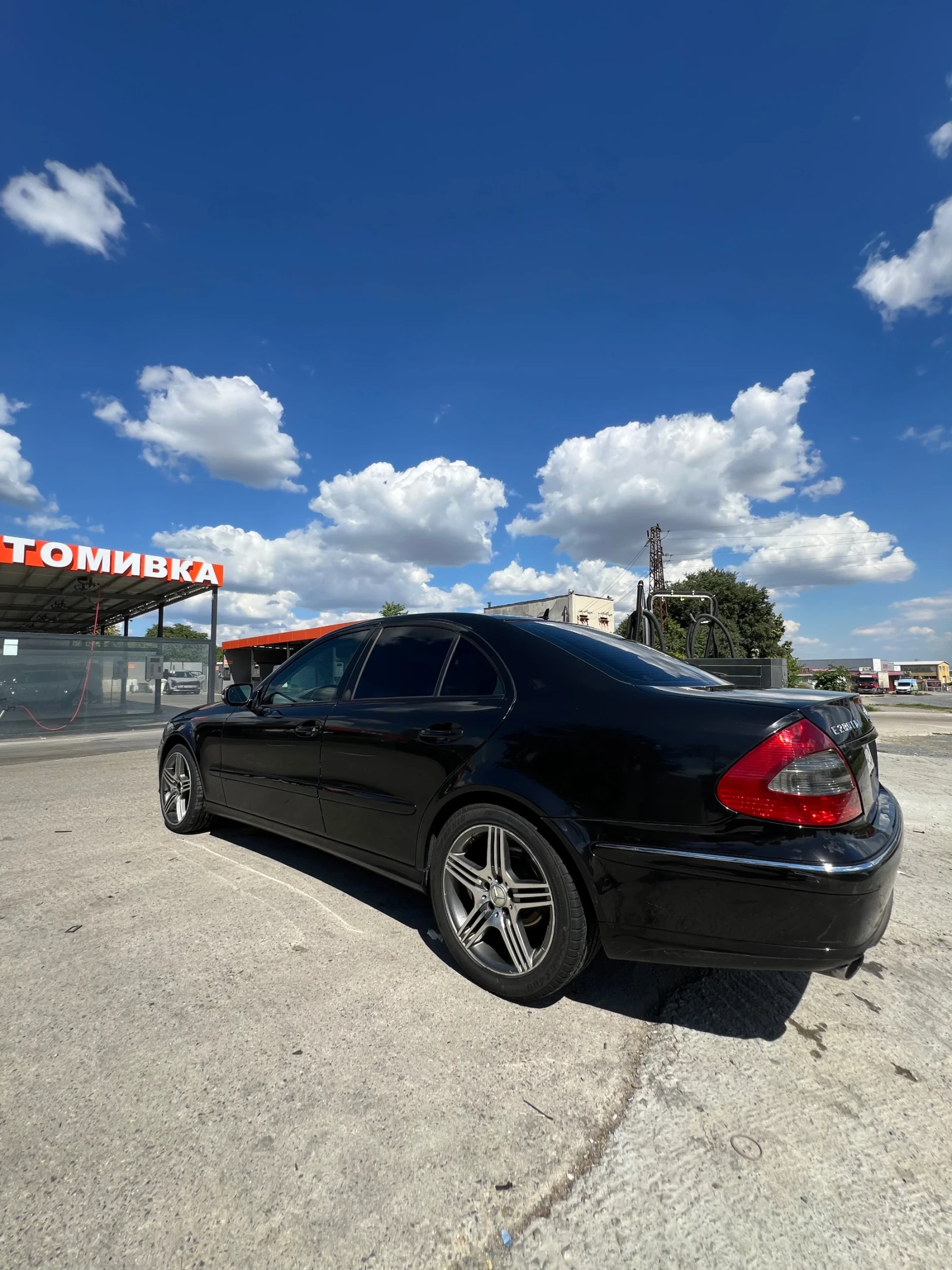 Mercedes-Benz E 280, снимка 6 - Автомобили и джипове - 55060832