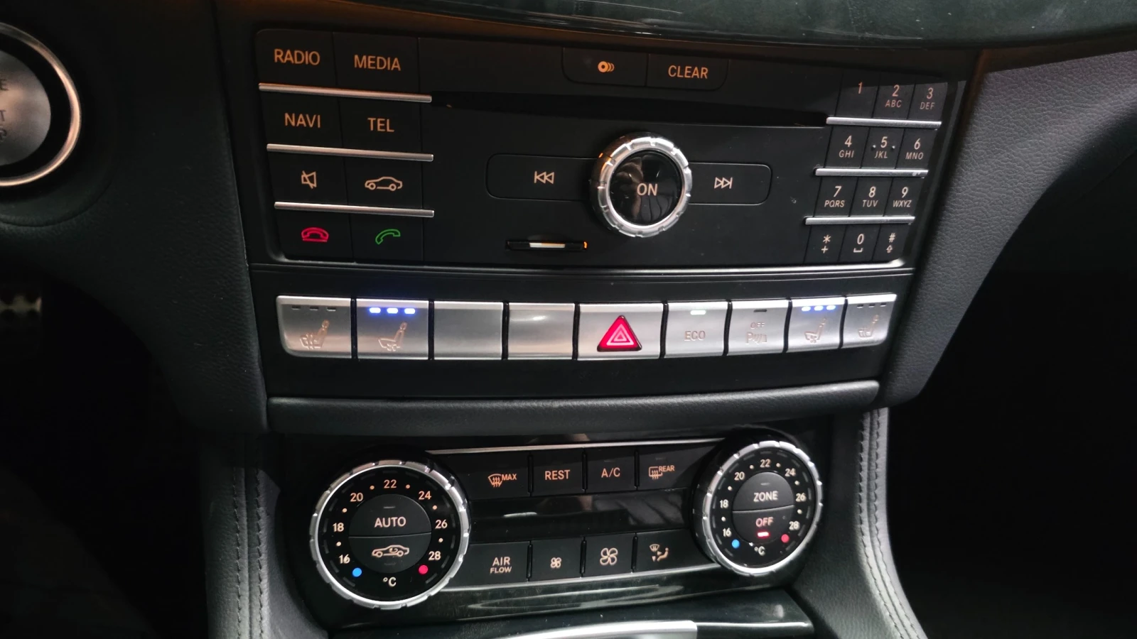 Mercedes-Benz CLS 400 3.0 V6 Biturbo, снимка 13 - Автомобили и джипове - 55134820