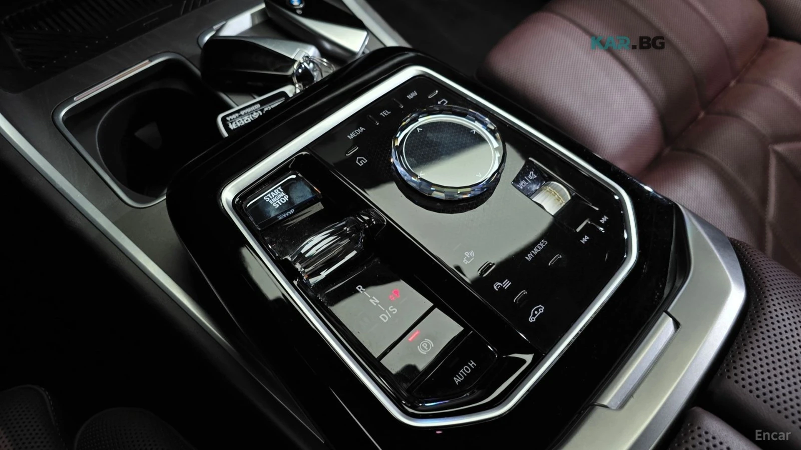 BMW 740 * DESIGN* PURE EXCELLENCE* THEATER SCREEN* , снимка 8 - Автомобили и джипове - 55299753