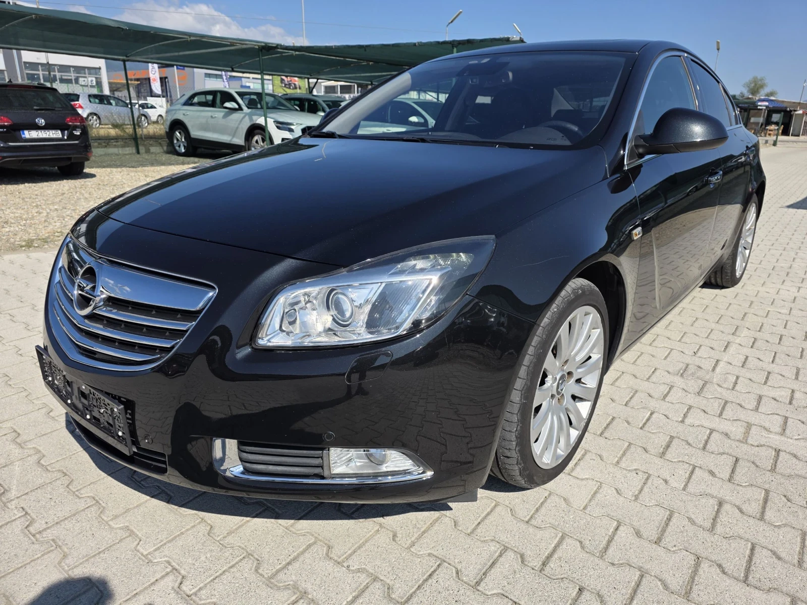 Opel Insignia 2.0CDTi COSMO 4x4 Navi Лизинг, снимка 2 - Автомобили и джипове - 55456106