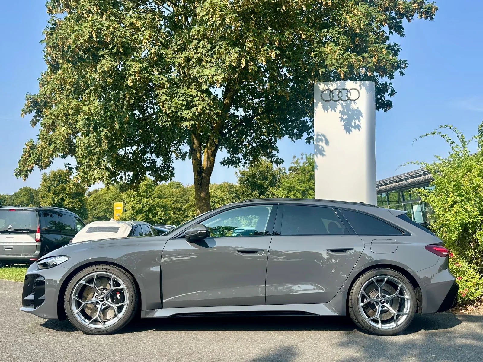 Audi Rs5 AVANT / CARBON / B&O / MATRIX / 360 / TECH PLUS /, снимка 3 - Автомобили и джипове - 55611693
