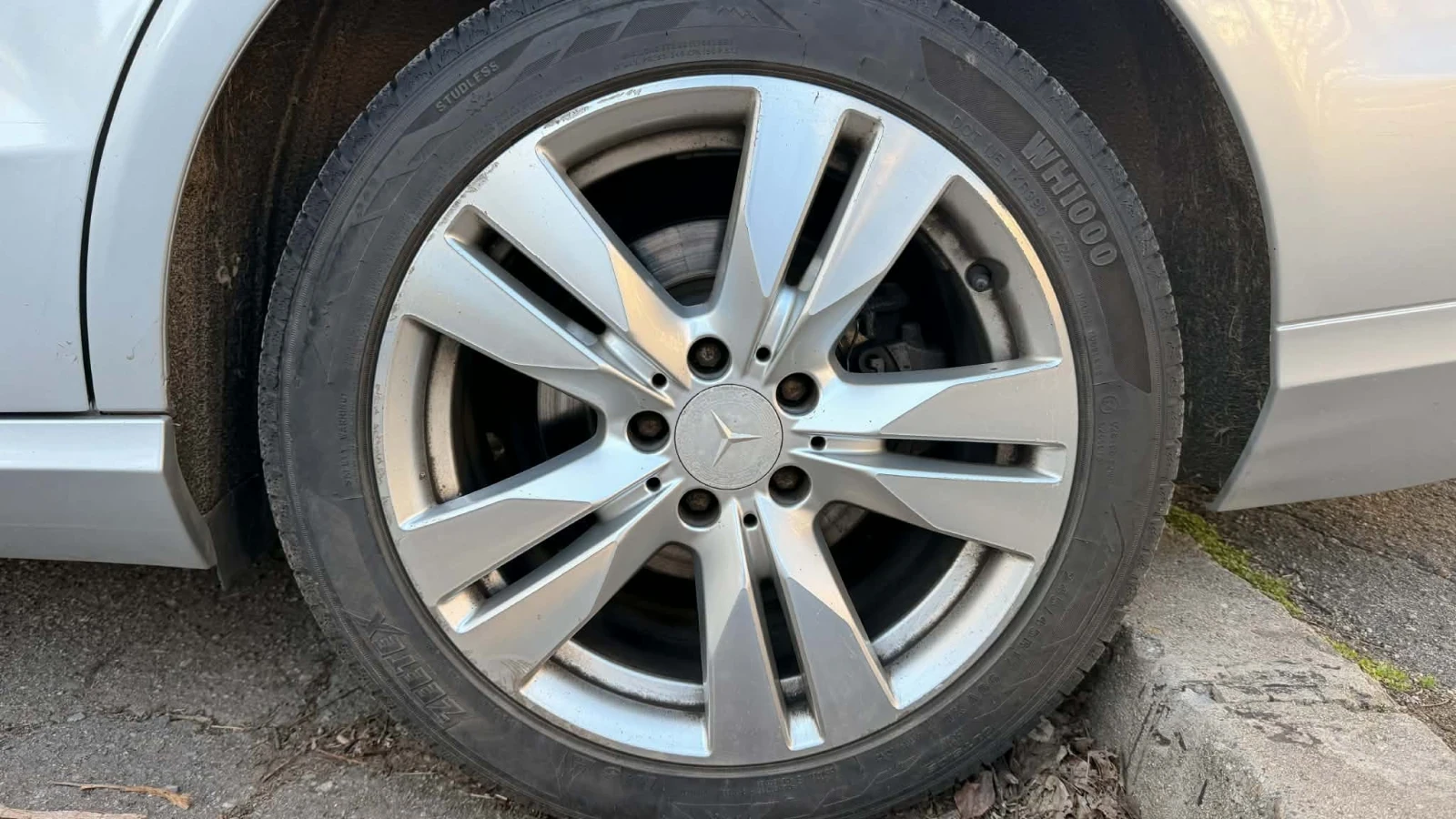 Mercedes-Benz E 250, снимка 8 - Автомобили и джипове - 56357982