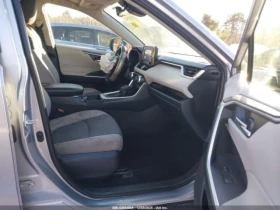 Toyota Rav4 XLE PREMIUM* 2.5L, I4, 203HP* Клип на мотор* CARFA - 14870 € / 29083.19 лв. - 83485082 5