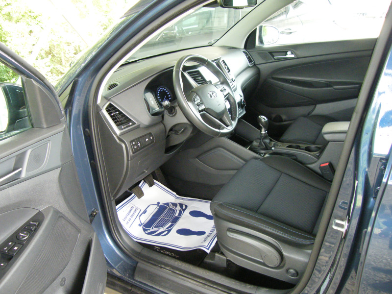 Hyundai Tucson 1.7CRDI EURO 6B, снимка 8 - Автомобили и джипове - 46279101
