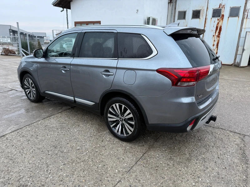 Mitsubishi Outlander 3.0 GT S-AWC, снимка 6 - Автомобили и джипове - 48484504