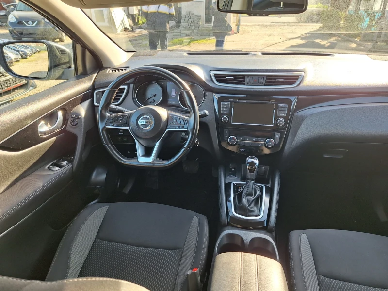 Nissan Qashqai 1.5 DCI, снимка 10 - Автомобили и джипове - 52838393