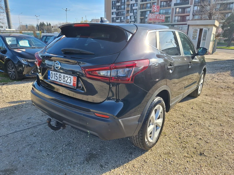 Nissan Qashqai 1.5 DCI, снимка 4 - Автомобили и джипове - 52838393