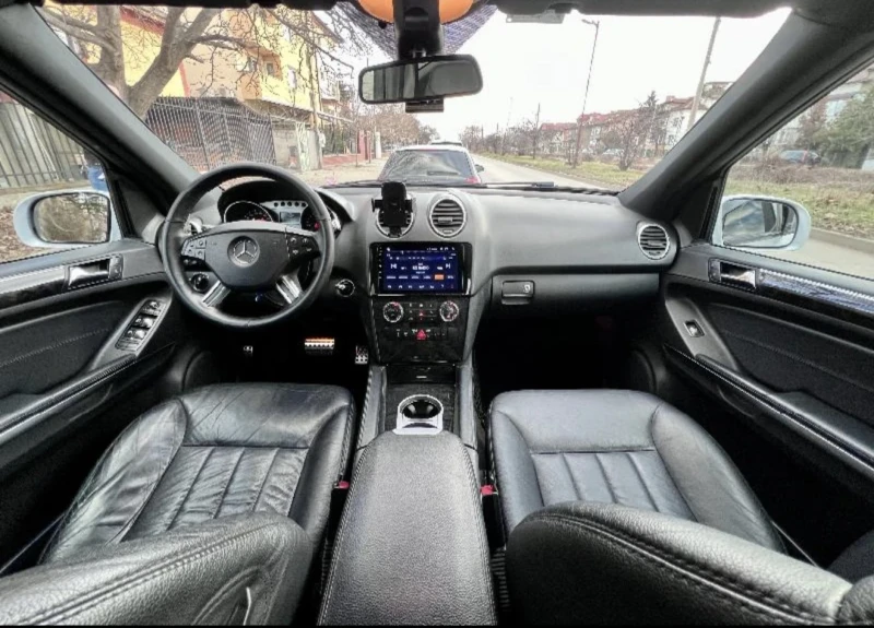 Mercedes-Benz ML 320, снимка 9 - Автомобили и джипове - 52897857