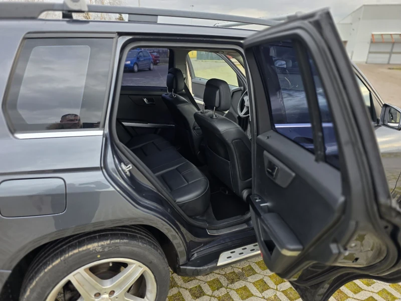 Mercedes-Benz GLK Внос от Швейцария, Подгрев, Кожа., снимка 12 - Автомобили и джипове - 53128471