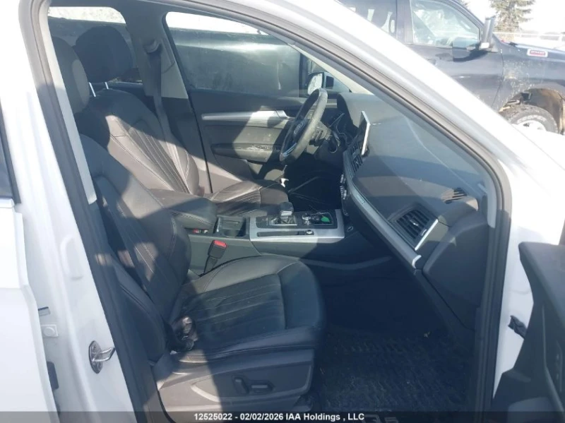 Audi Q5 S-Line* Technik* Quattro, снимка 7 - Автомобили и джипове - 53415485