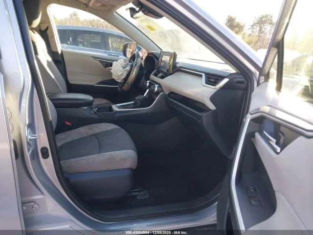 Toyota Rav4 XLE PREMIUM* 2.5L, I4, 203HP* Клип на мотор* CARFA - изображение 5