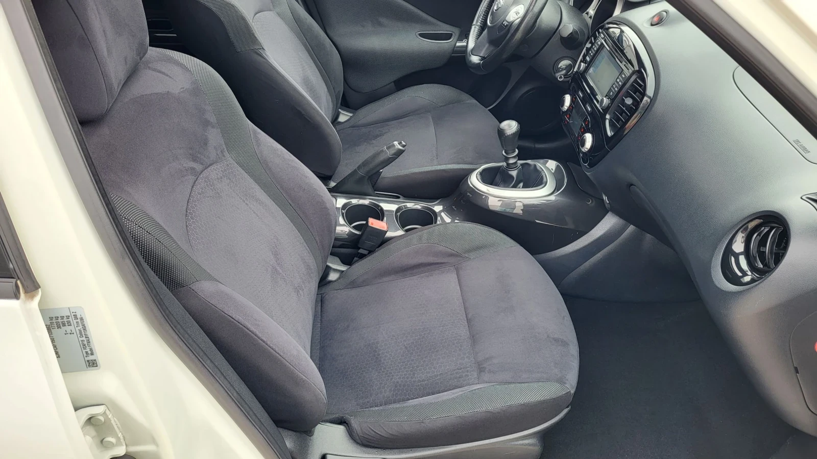 Nissan Juke 1.5 DCI-TEKNA NAVI PANORAMA PERLA - изображение 10