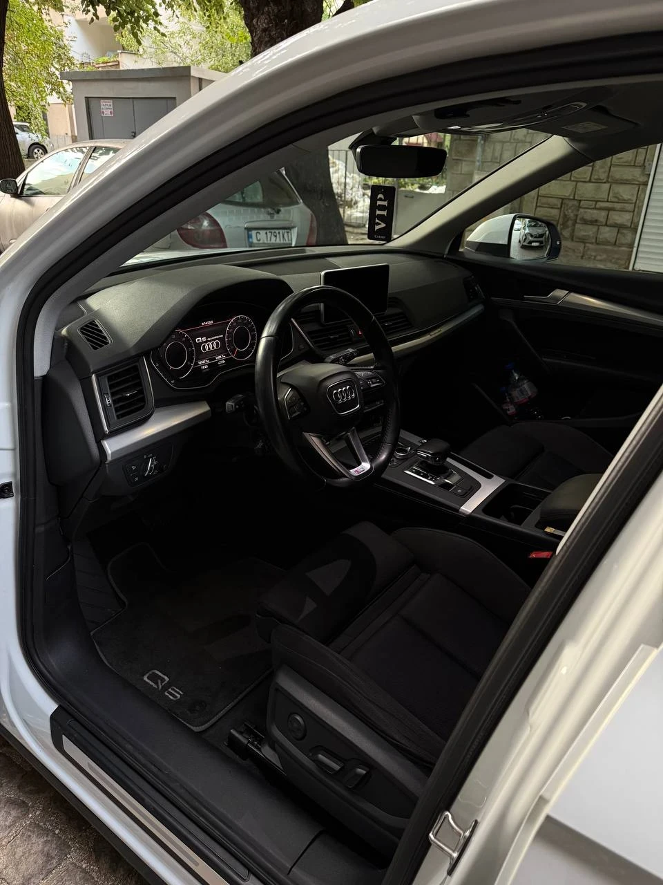 Audi Q5 50TDI / SLINE / DIGI / LANE ASSIST / DISTRONIC - изображение 9