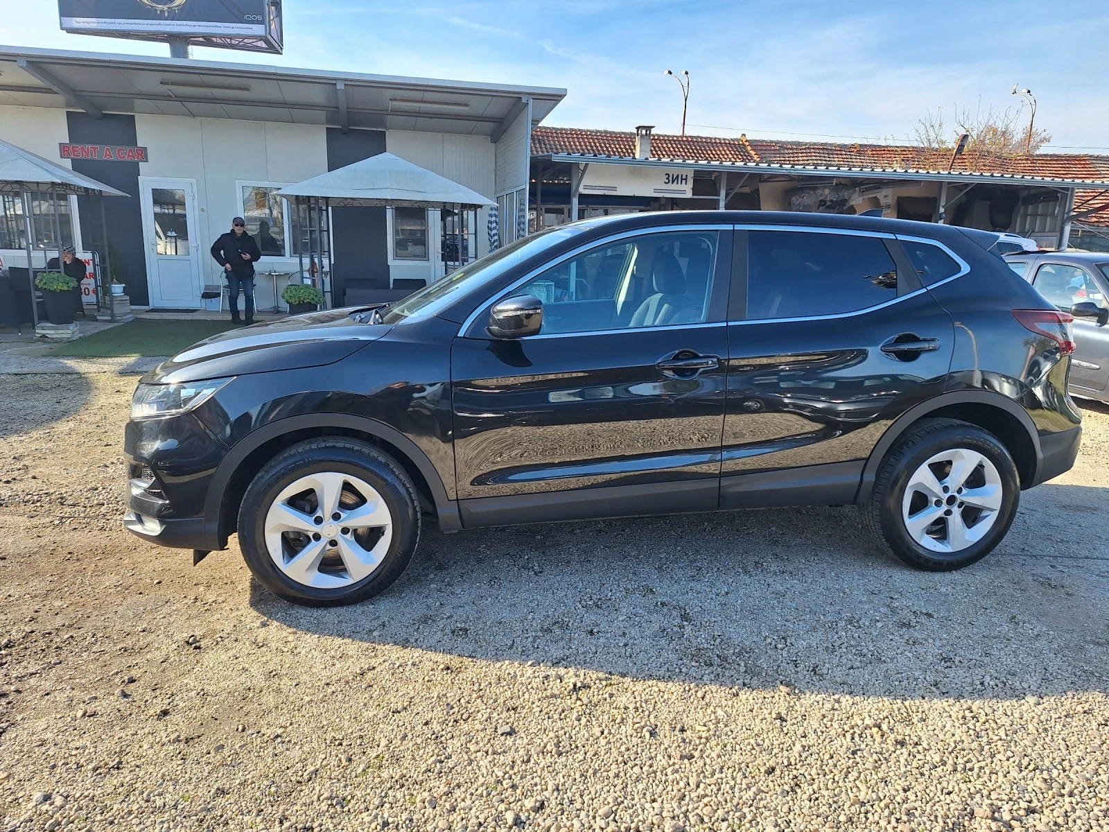 Nissan Qashqai 1.5 DCI - изображение 8