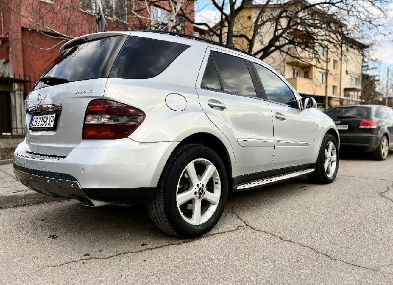 Mercedes-Benz ML 320  - изображение 5