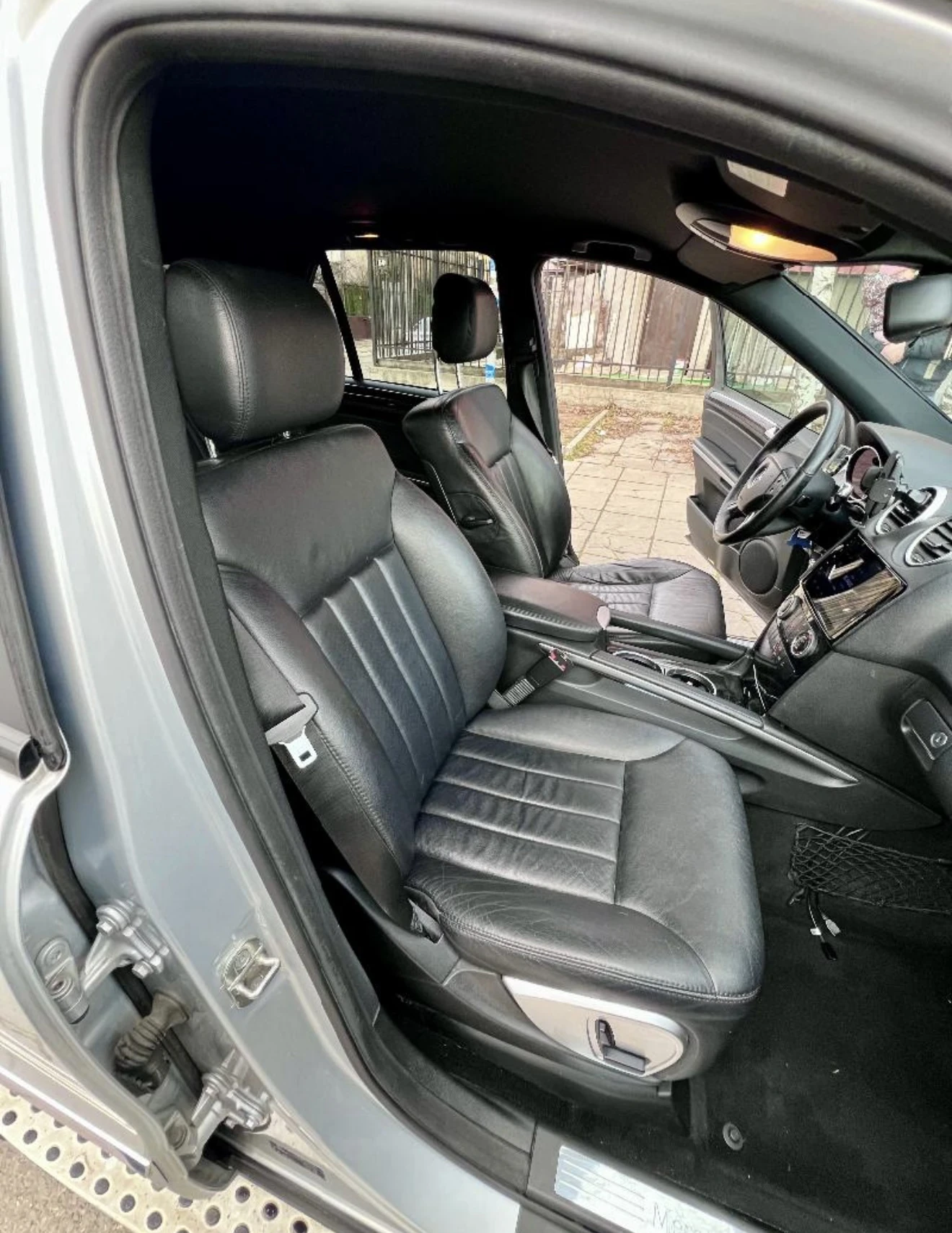 Mercedes-Benz ML 320  - изображение 7