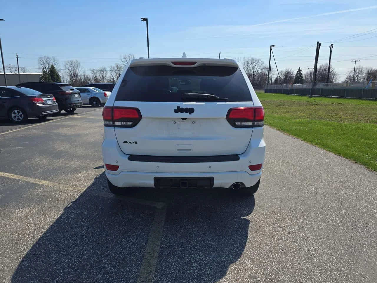 Jeep Grand cherokee * LAREDO * CARFAX * ЦЕНА ДО БГ, снимка 4 - Автомобили и джипове - 54304553