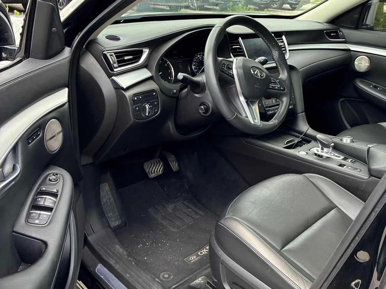 Infiniti QX50 * AWD * CARFAX * БЕЗ ПЪРВОНАЧАЛНА ВНОСКА, снимка 5 - Автомобили и джипове - 55413525