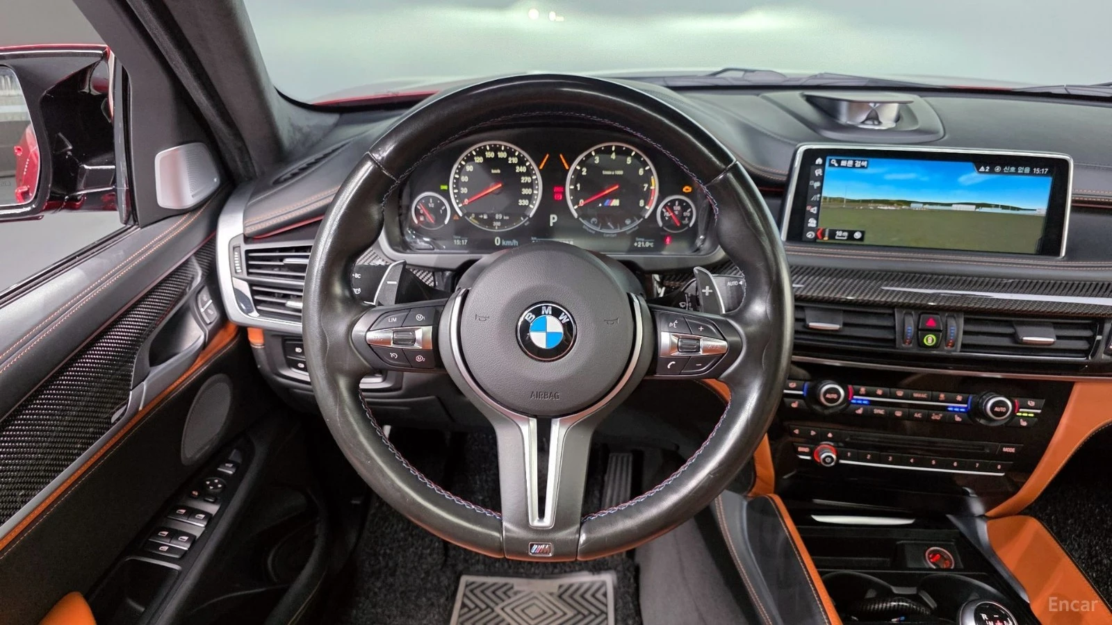 BMW X6 X6M 4.4* HUD* 360* НАВИ* ПАНО* АВТОКРЕДИТ, снимка 11 - Автомобили и джипове - 55620129