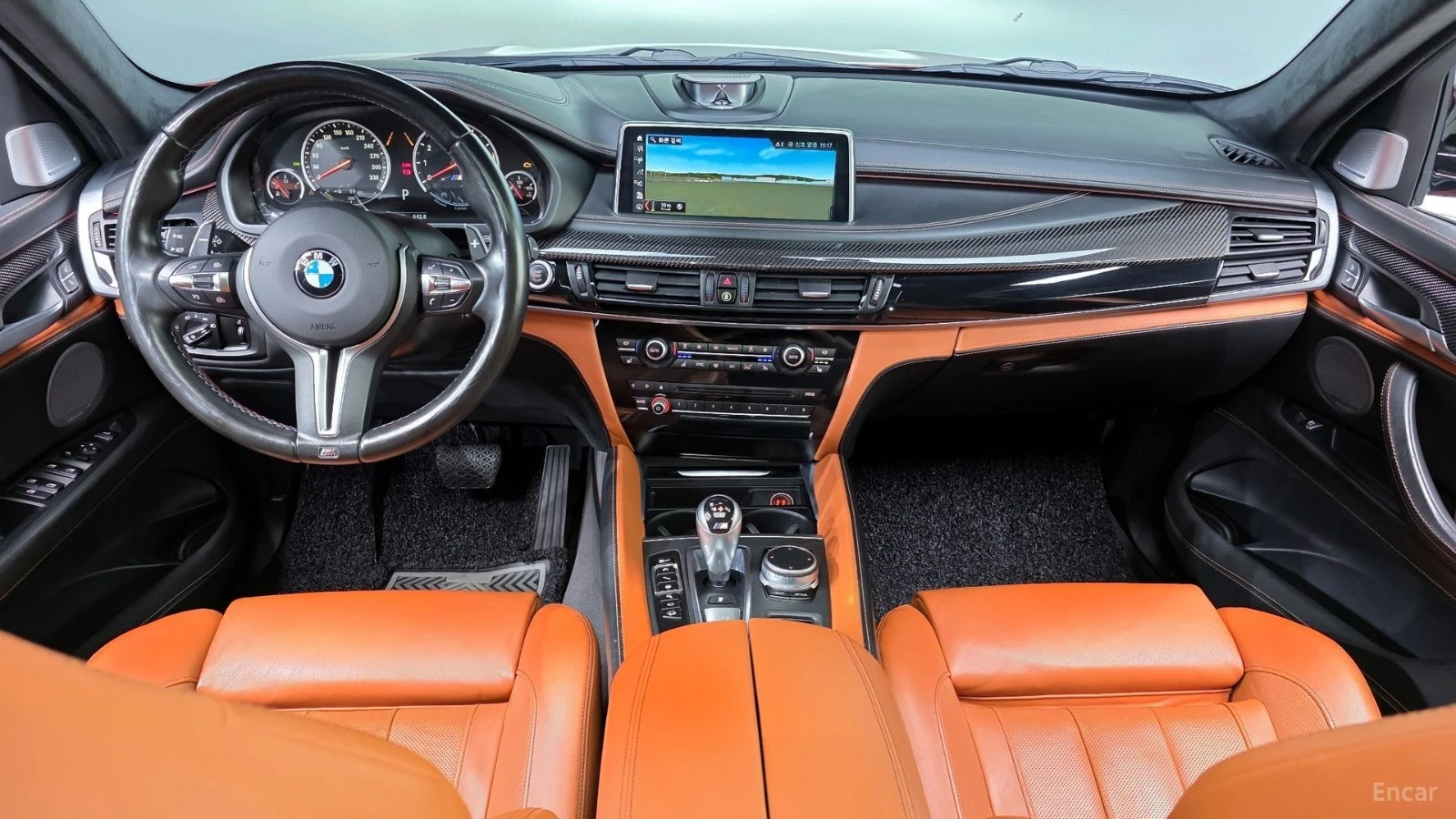BMW X6 X6M 4.4* HUD* 360* НАВИ* ПАНО* АВТОКРЕДИТ, снимка 5 - Автомобили и джипове - 55620129