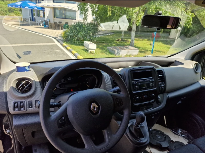 Renault Trafic 8+ 1 Места, снимка 7 - Бусове и автобуси - 47927208