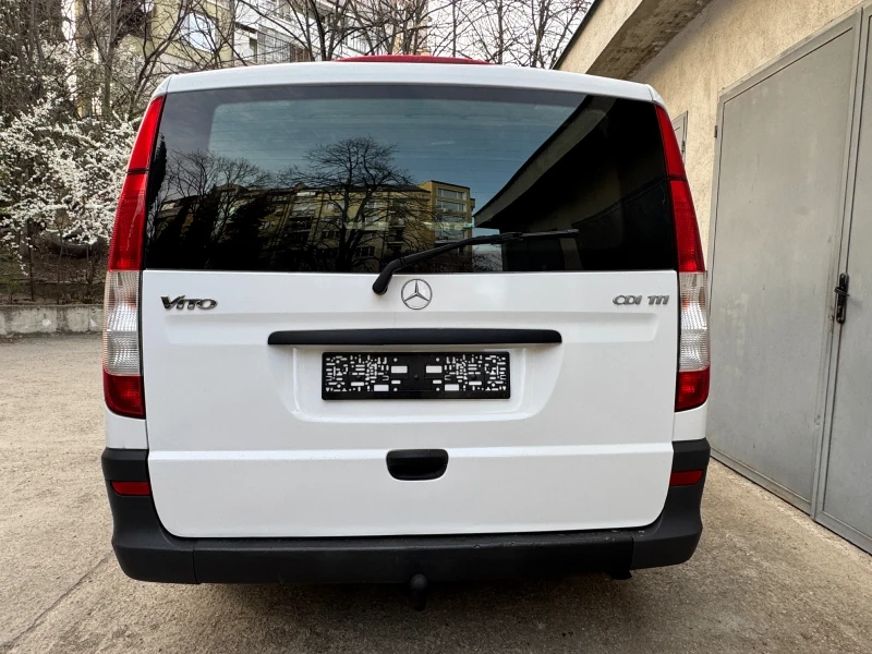 Mercedes-Benz Vito 111 CDI* Mакси База* Климатик* 6 места, снимка 5 - Бусове и автобуси - 49509941