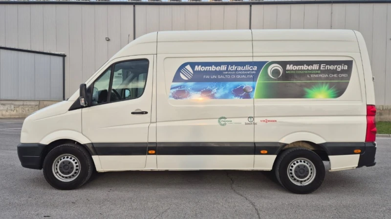 VW Crafter, снимка 2 - Бусове и автобуси - 52147129